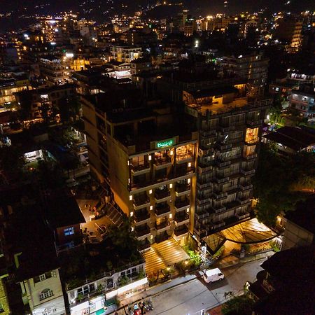 Pokhara Batika Hotel Luaran gambar
