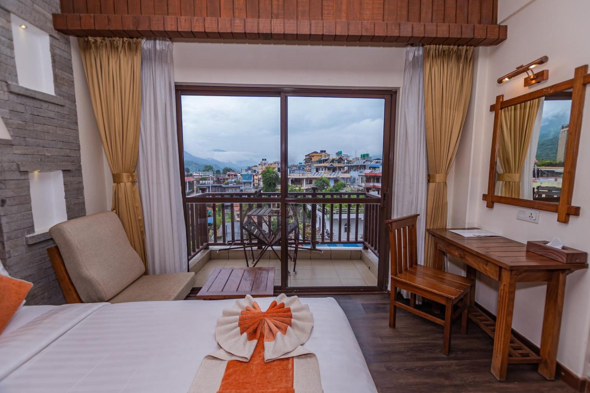 Pokhara Batika Hotel Luaran gambar