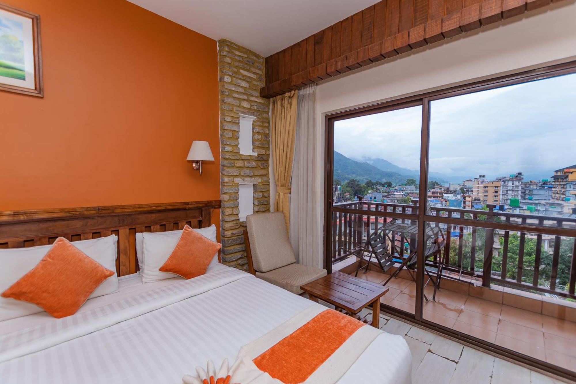 Pokhara Batika Hotel Luaran gambar