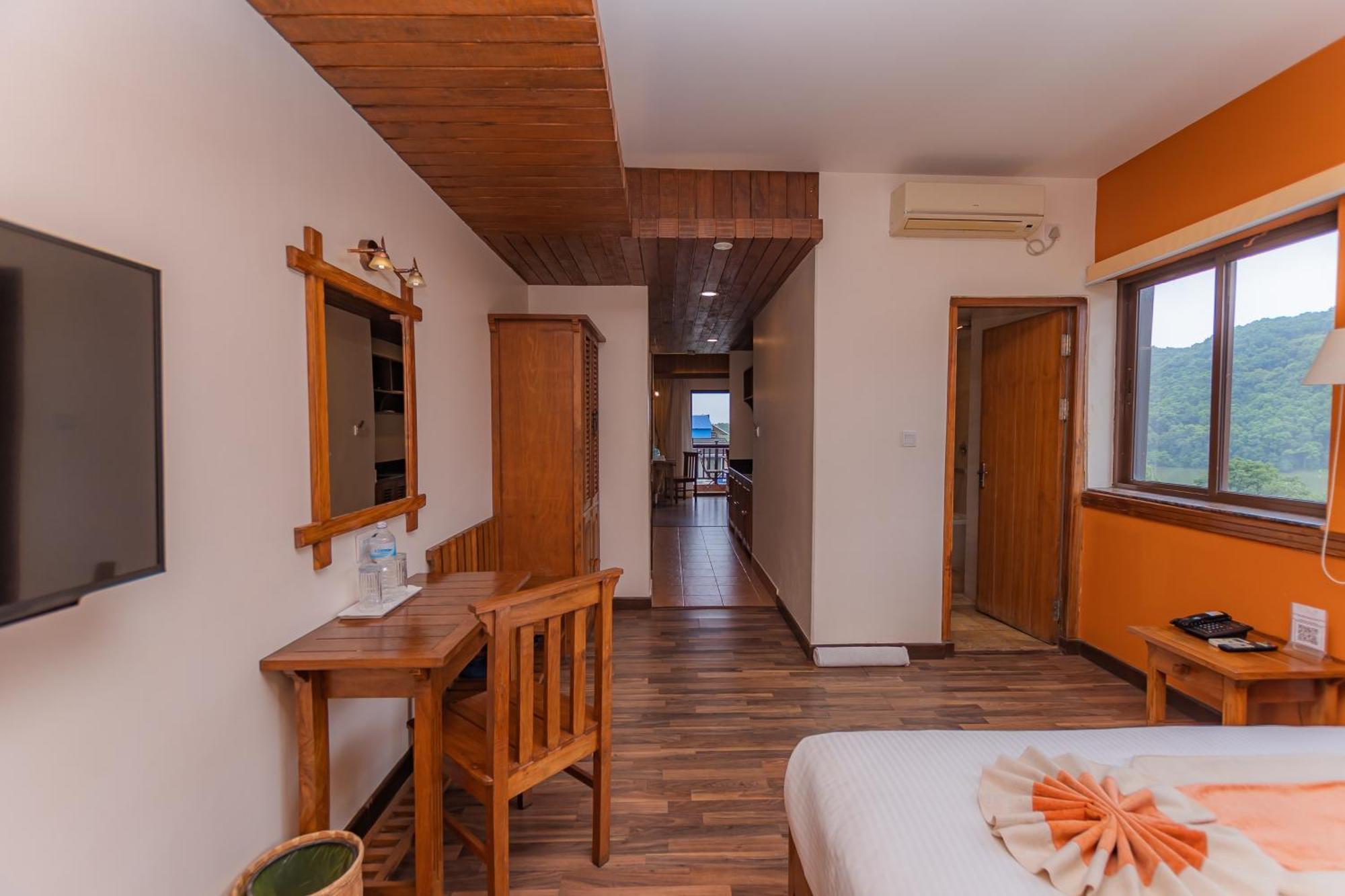 Pokhara Batika Hotel Luaran gambar