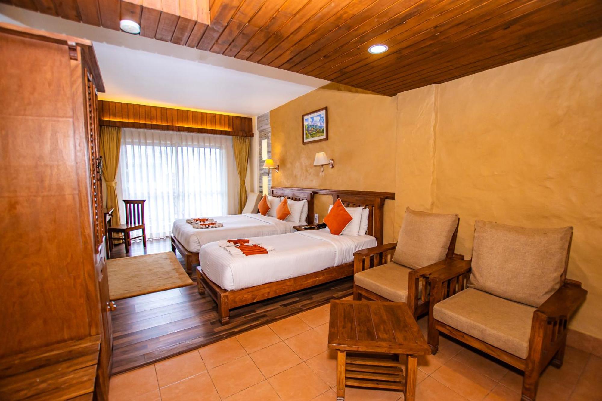 Pokhara Batika Hotel Luaran gambar