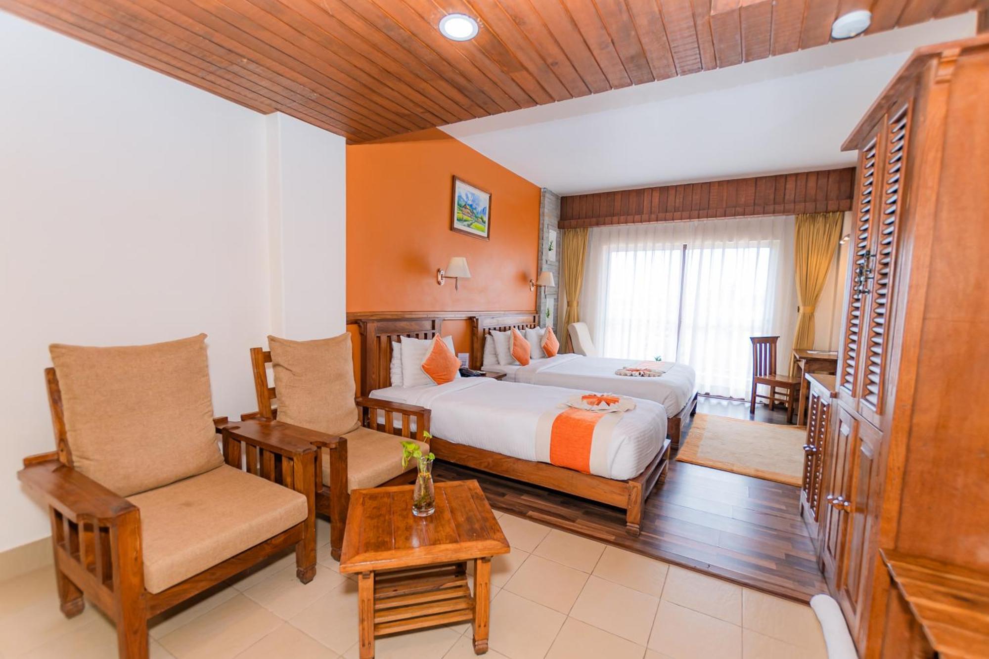 Pokhara Batika Hotel Luaran gambar