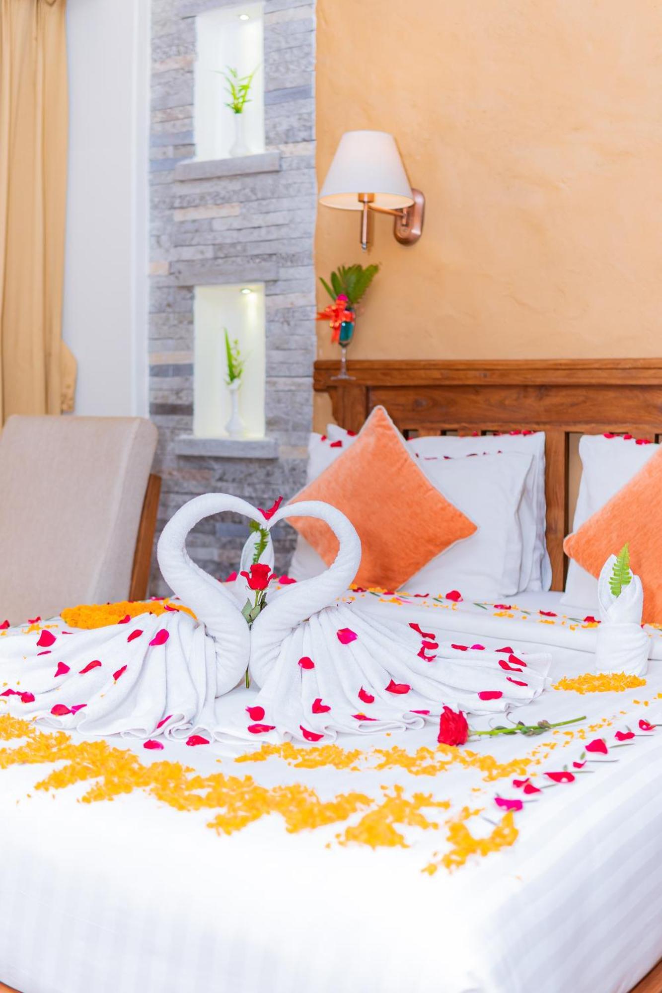 Pokhara Batika Hotel Luaran gambar