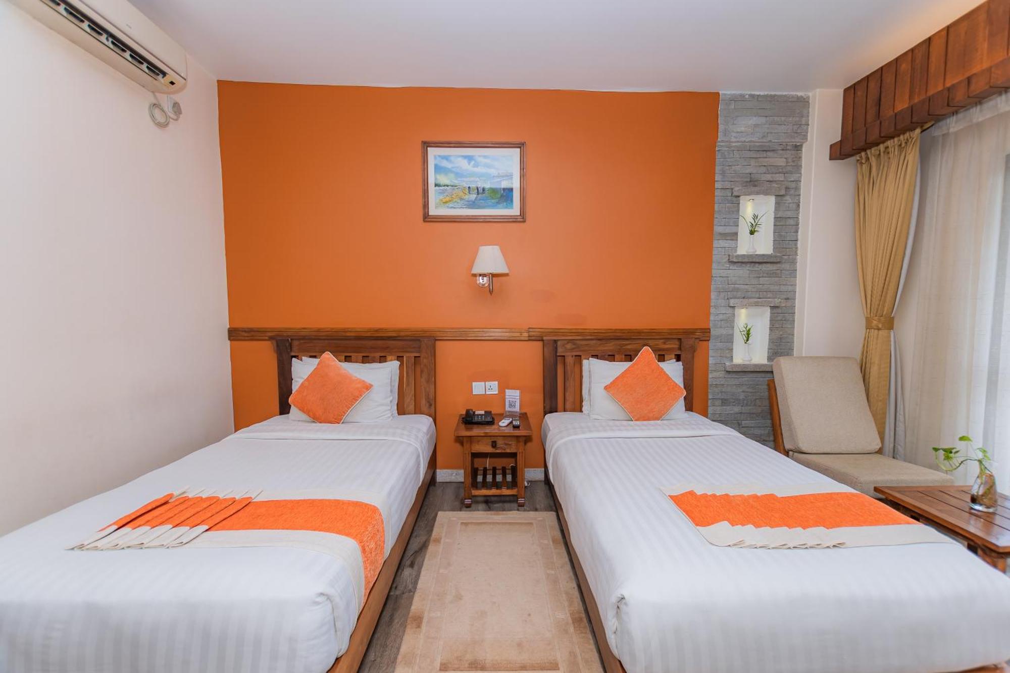 Pokhara Batika Hotel Luaran gambar