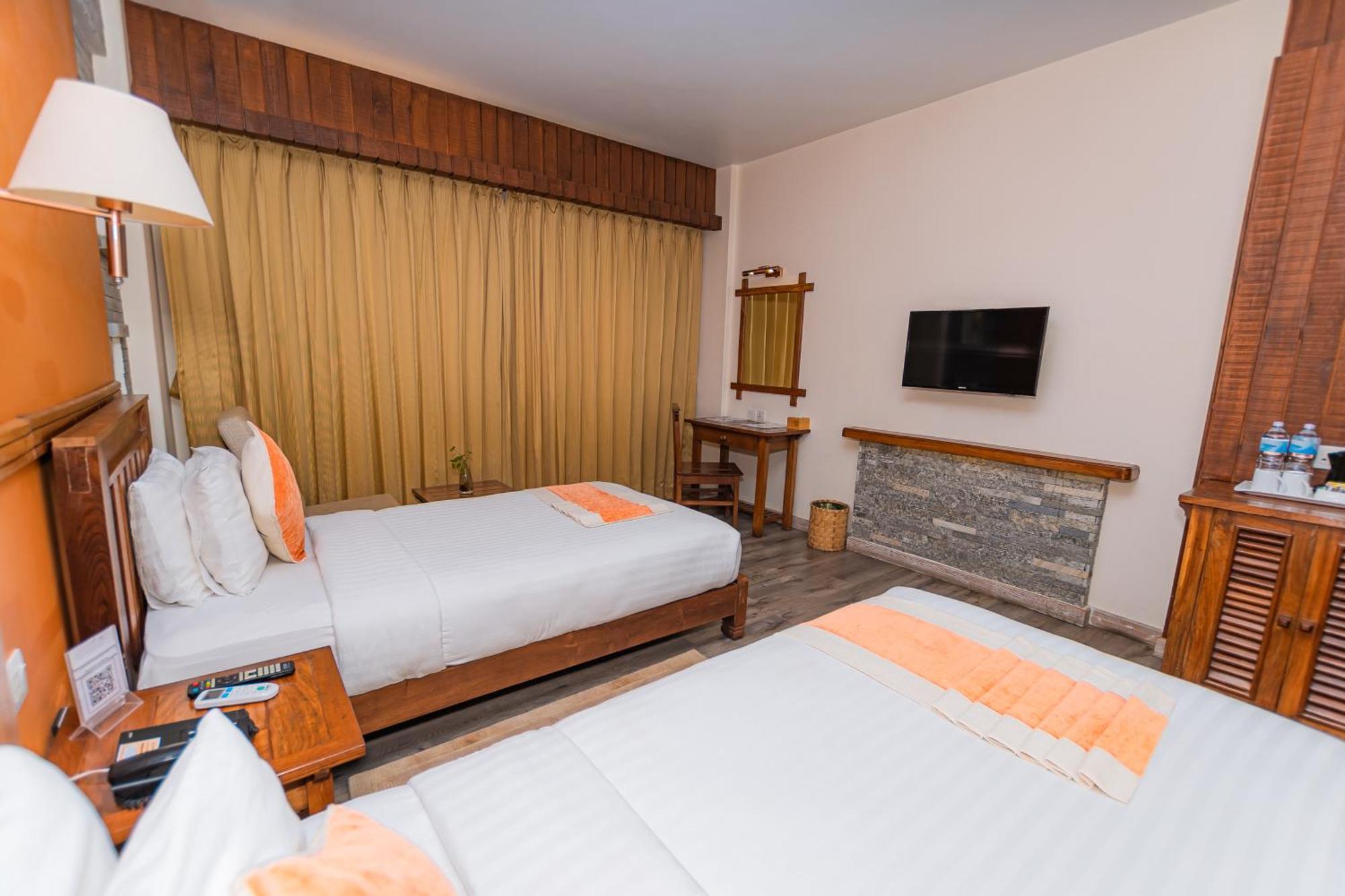 Pokhara Batika Hotel Luaran gambar